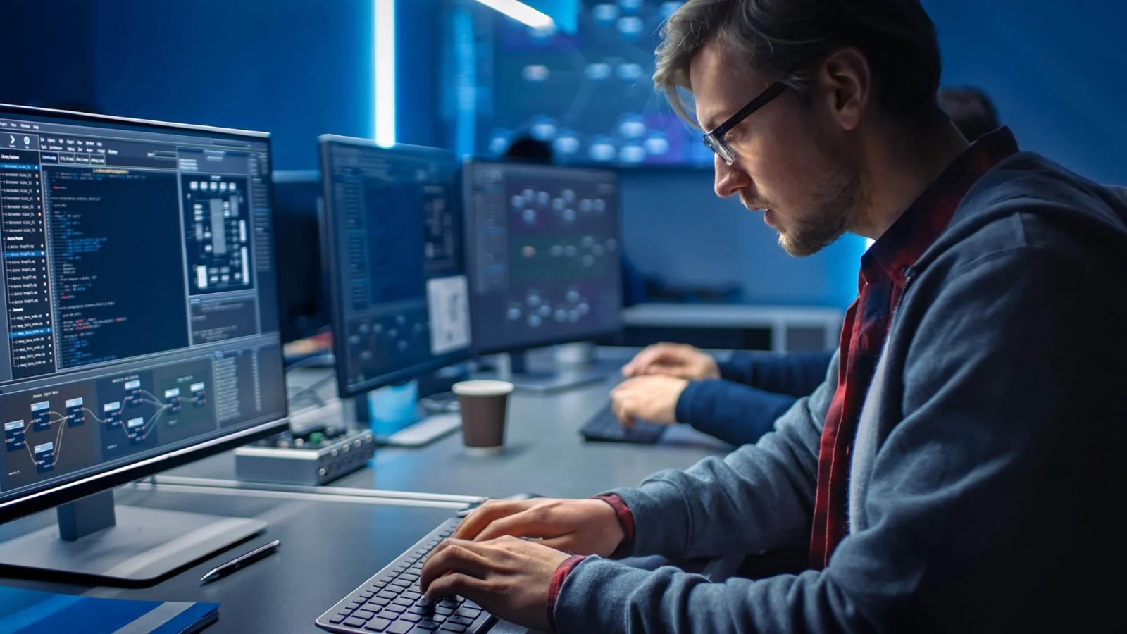 Emergency Communication Tools for Nationwide Safety Operations