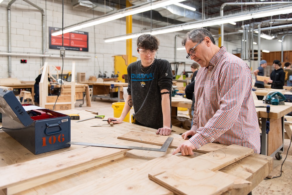 Start Your Career with a Carpentry Apprenticeship Today