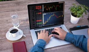 chart-trading-courses-forex-analysis-shares-1457035-pxhere.com_-810x470