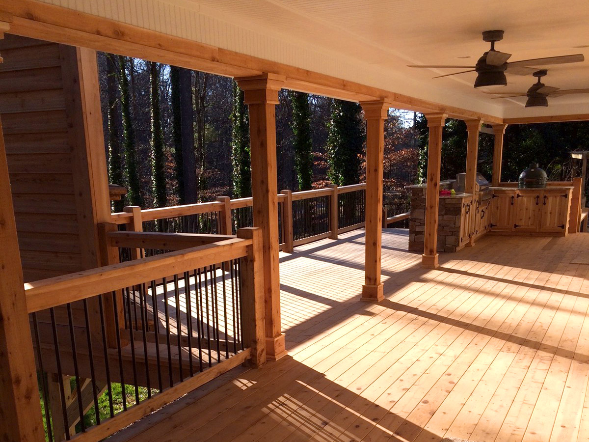 Deck Builder Kennesaw – Backyard Deck Experts